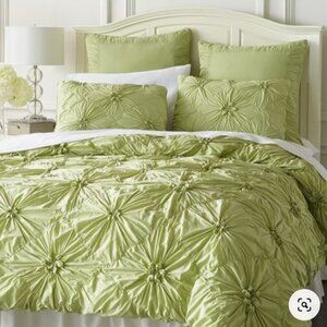 Pier 1 Imports Savannah Meadow Green Duvet - NWT - Full/Queen